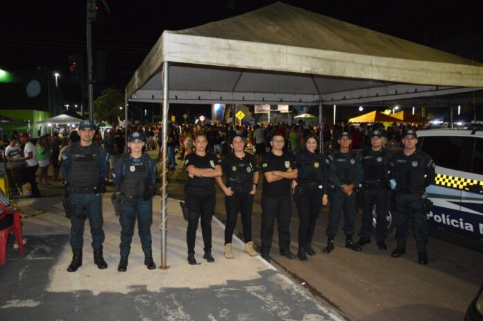 Polícia Militar e Polícia Civil realizam policiamento no 1º dia de carnaval  em Coxim