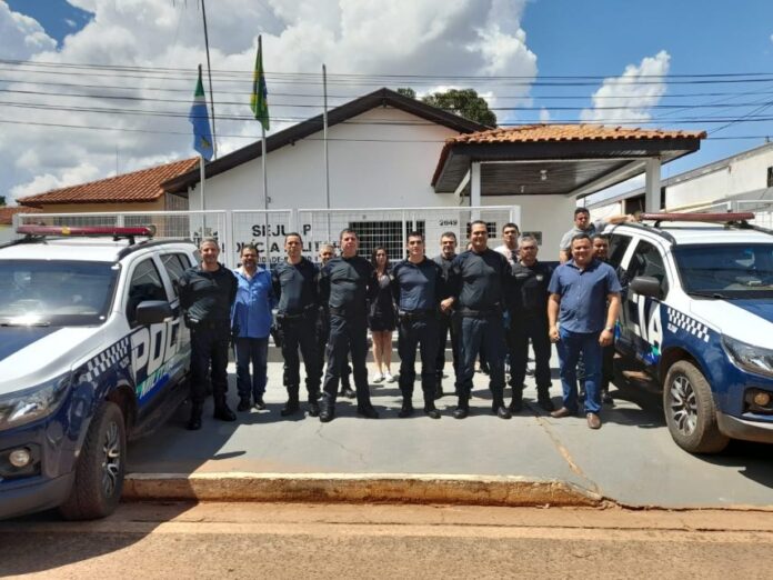 Comandante do 10º BPM recebe o Comandante do CPM no Pelotão Anhanduí