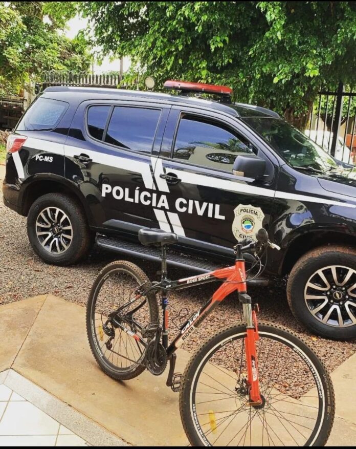 Polícia Civil prende autor de furto e devolve bicicleta à vítima