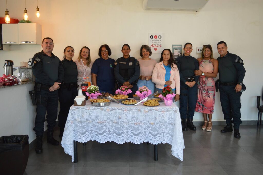 Polícia Militar homenageia mulheres em Rio Verde