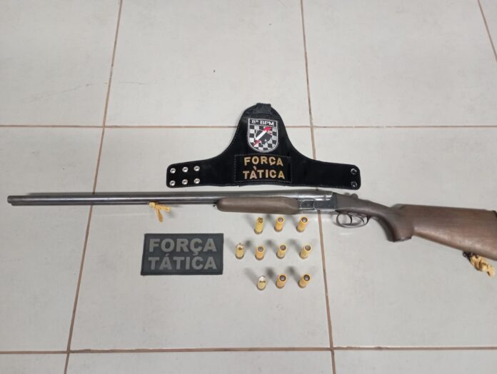 Polícia Militar prende homem por porte ilegal de arma de fogo de fogo em Ivinhema