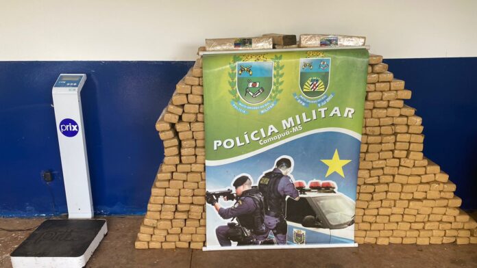 Polícia Militar recupera veículo roubado e apreende 570 quilos de substância análoga a maconha em Camapuã.