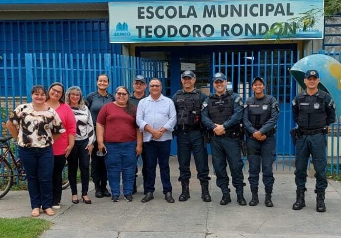 Policiais Militares de Rio Verde realizam visita técnica em Escolas Cívico Militares do Estado