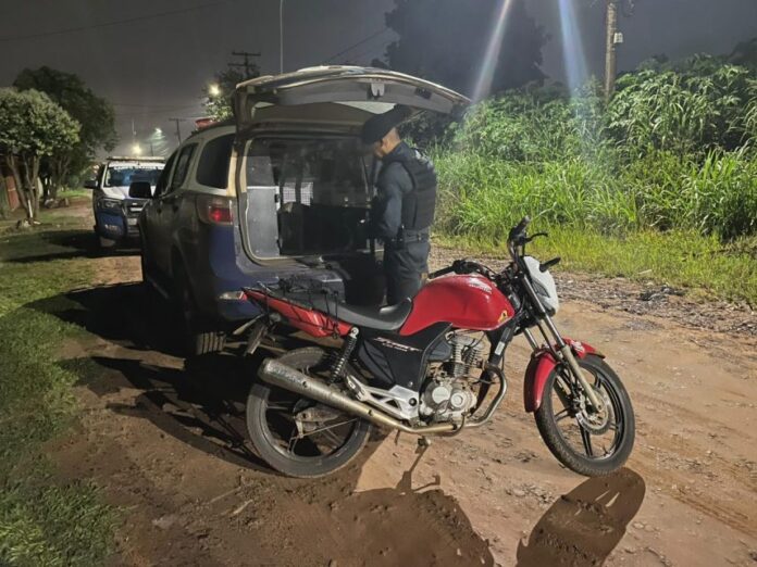 10º BPM prende autor de roubo minutos após o fato e recupera objetos