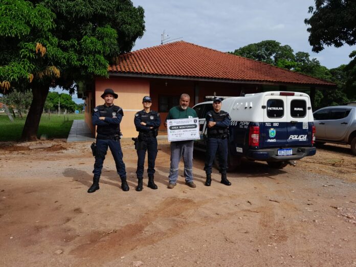 Área rural de Bonito e Bodoquena recebem as primeiras placas de monitoramento do Policiamento Rural