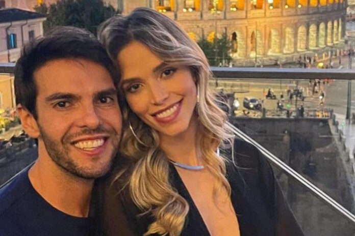 Kaká e Carol Dias