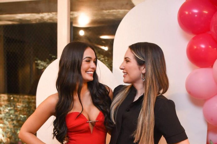 Amanda e Larissa