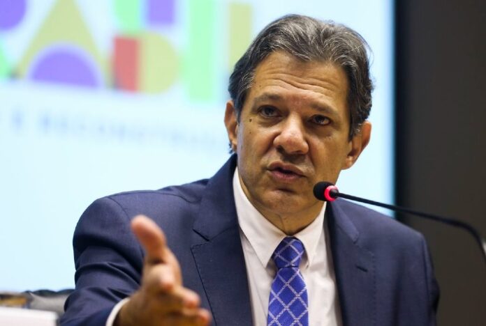 Haddad diz que enviará Orçamento de 2024 ao Congresso com reforma do imposto de renda