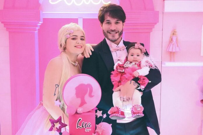 Viih Tube, Lua e Eliezer, na festa de mesversário com tema Barbie