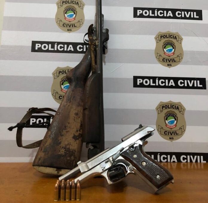 Polícia Civil prende homem por posse irregular de arma de fogo em Itaquiraí