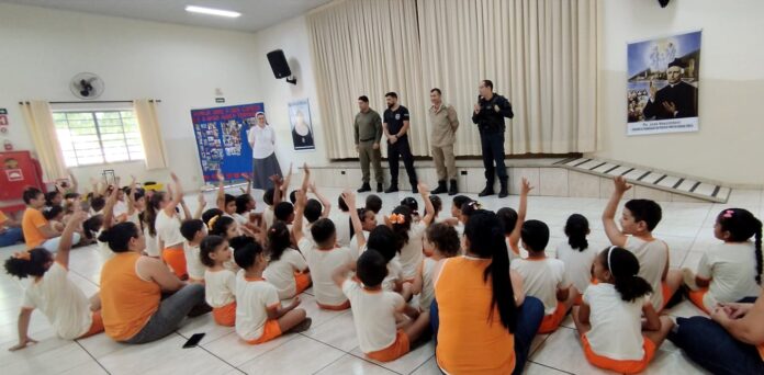 Polícia Civil participa de bate-papo com crianças em Centro de Educação Infantil de Bataguassu