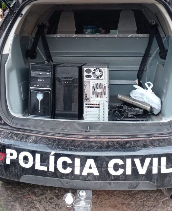 Polícia Civil cumpre mandado de Busca e Apreensão em Empresa de Placa de Energia Solar em Corumbá