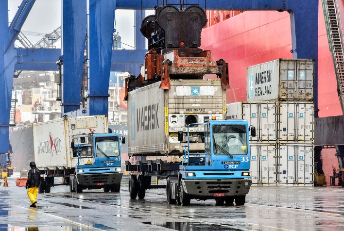 Preço pago pela carne de frango brasileira exportada segue em queda na 3ª semana de outubro