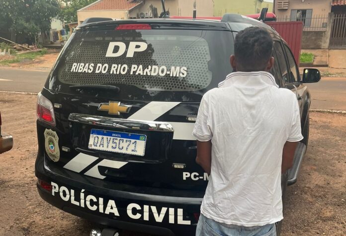 Polícia Civil prende homem por tráfico de drogas em Ribas do Rio Pardo