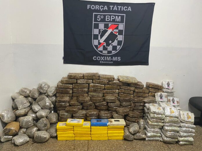 Polícia Militar apreende carga de cocaína, maconha e skunk em Rio Verde