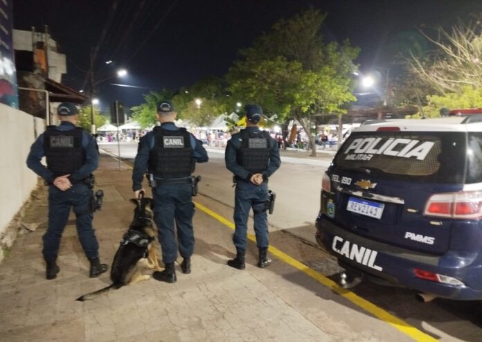 Polícia Militar assegura segurança durante a Festa do Peixe em Ladário