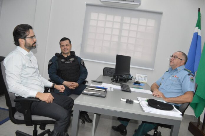 Polícia Militar recebe visita técnica do Gacep em Coxim