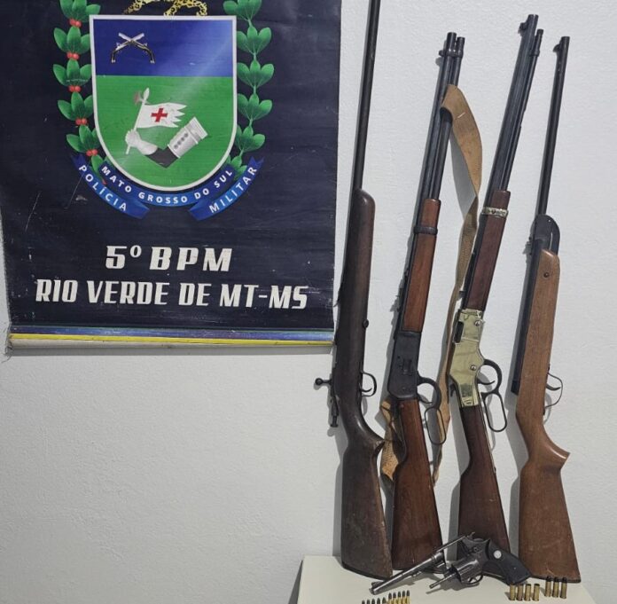 Polícia Militar apreende armas e prende autores de violência doméstica em Rio Verde