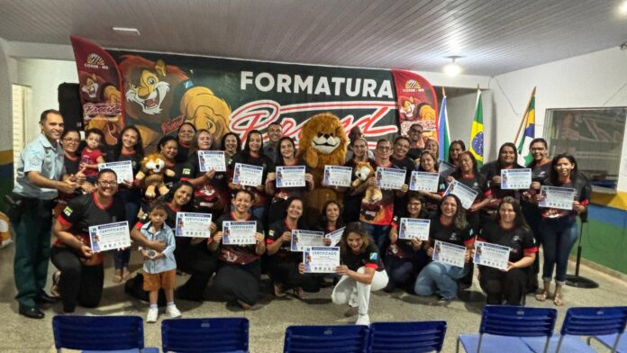 Polícia Militar realiza formatura do curso do Proerd Pais em Sonora