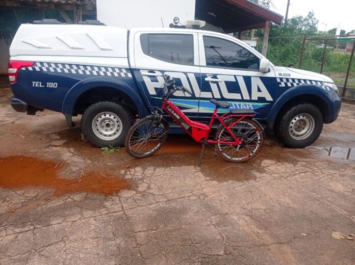 Radiopatrulha prende autora de furto e recupera bicicleta elétrica