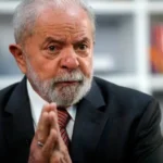 Lula prepara decreto para aumentar salário mínimo para R$ 1.518 em 2025